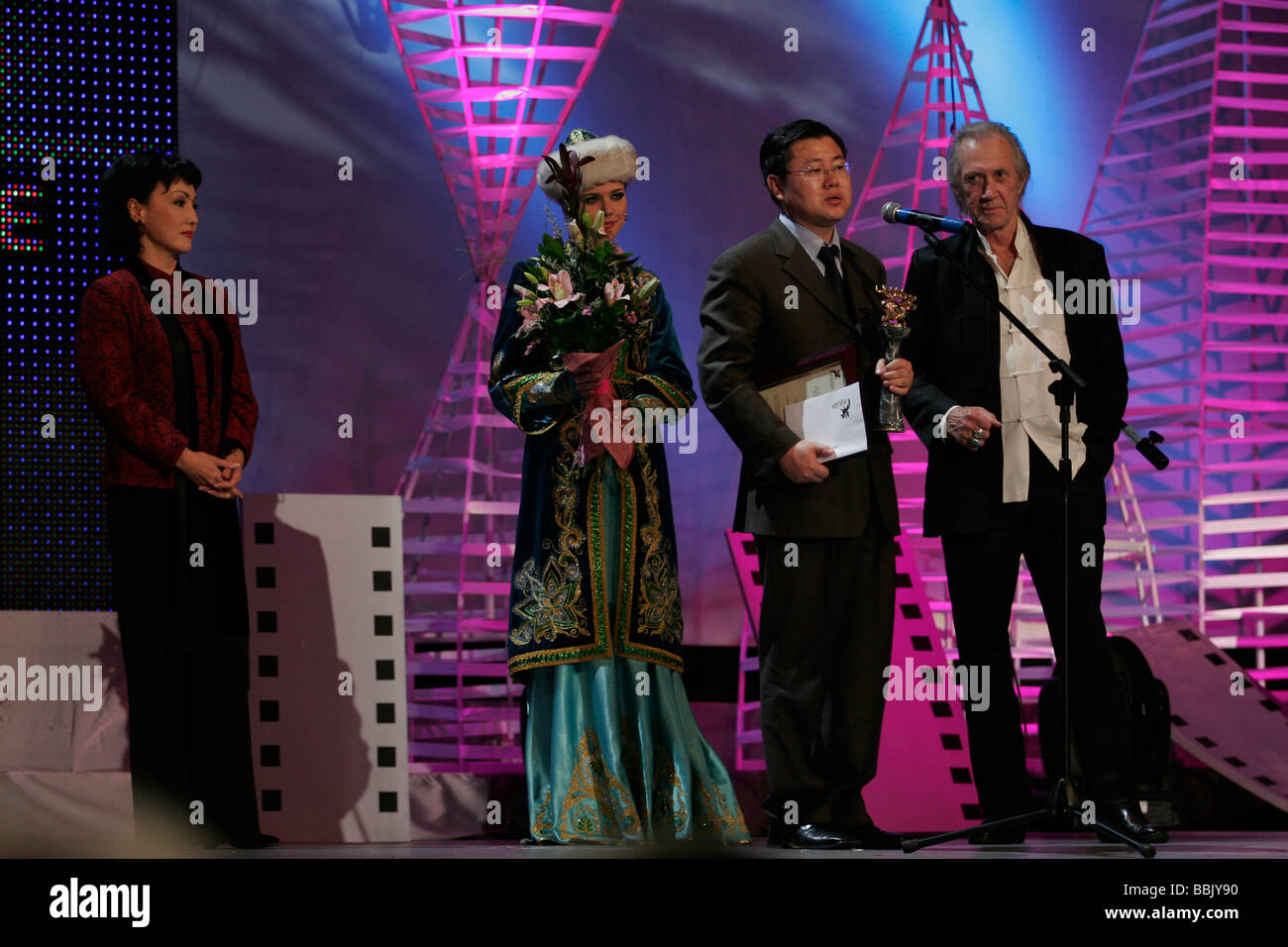 Hollywood star actor David Carradine (right) at Eurasia film festival in Almaty, Kazakhstan, the biggest film show and contest in Central Asia Stock Photo