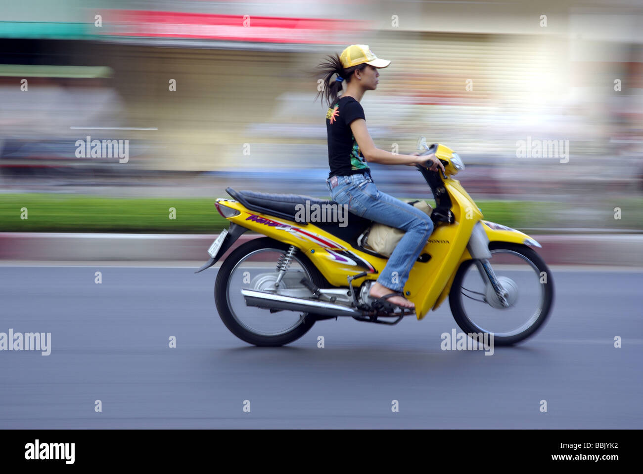 Vietnamese girls on bike hi-res stock photography and images - Alamy