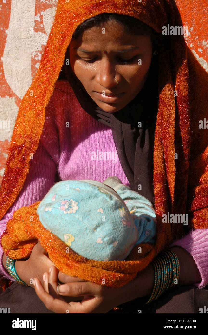 Portrait of a Nepalese woman in Kathmandu, NEPAL Stock Photo - Alamy