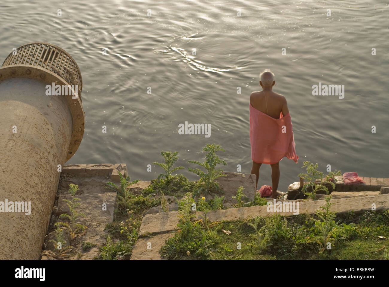 Ganges river pollution hi-res stock photography and images - Alamy