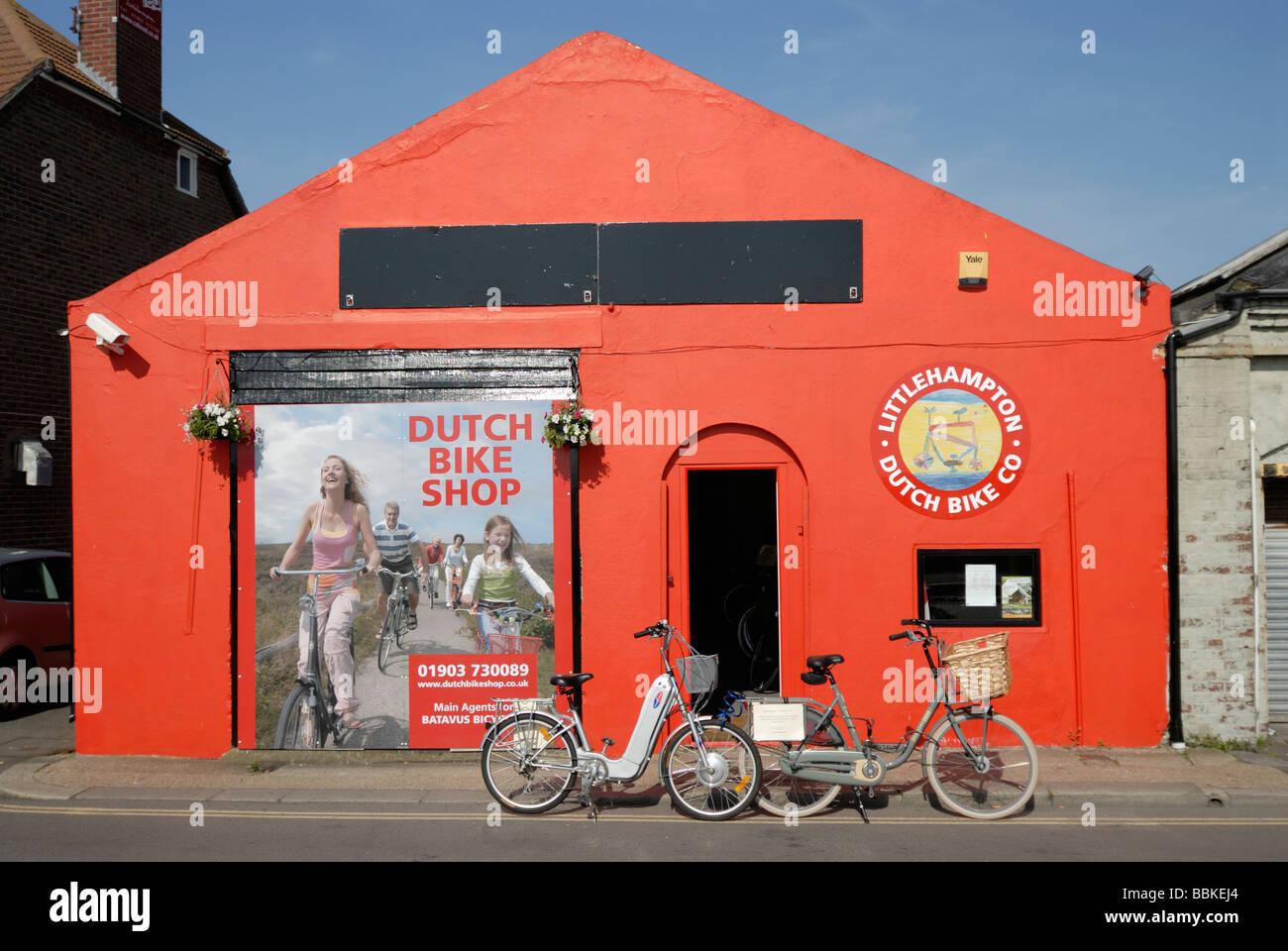 dutch-bicycle-shop-littlehampton-BBKEJ4.jpg