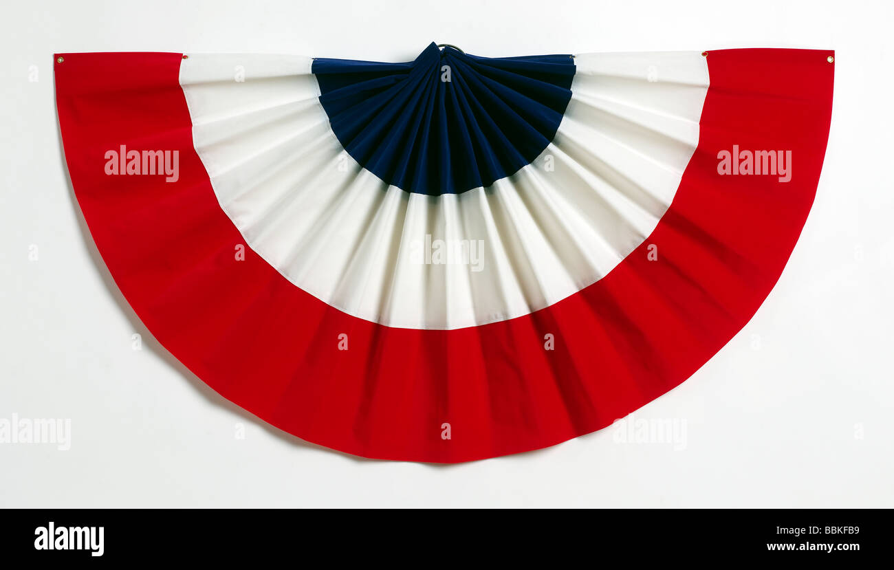 Red white blue bunting hi-res stock photography and images - Alamy