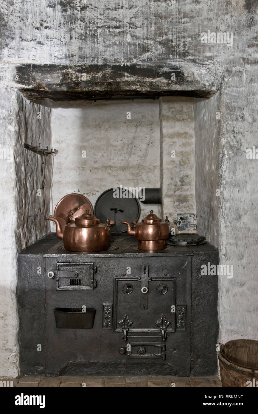 Old kitchen range Stock Photo Alamy