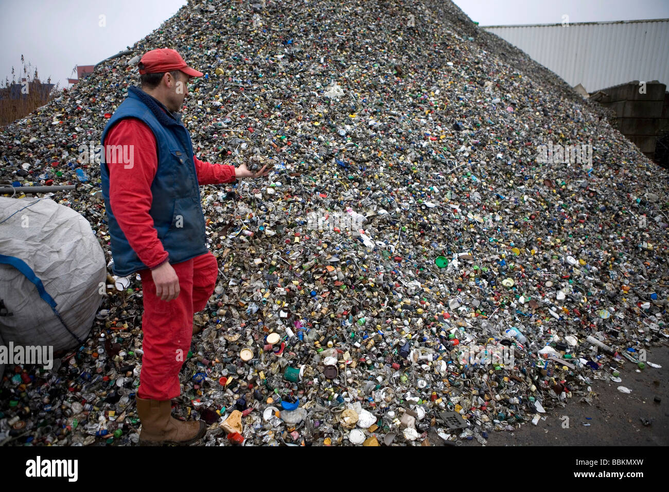 Recycling of bottle caps All municipalities in The Netherlands are