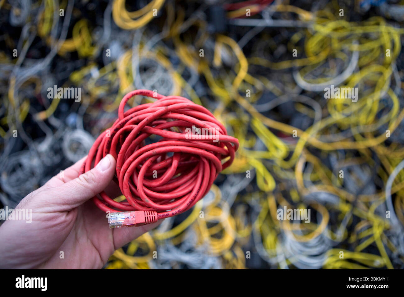 Recycling of electricity cables The wires are being shredded and then