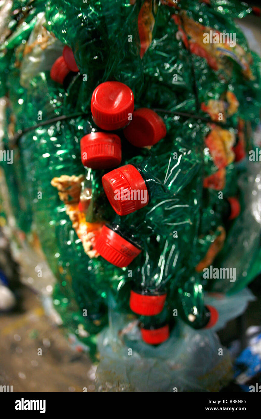 Recycling of plastic bottles All municipalities in The Netherlands are