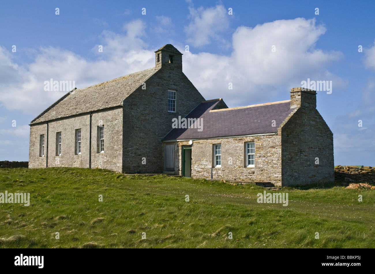 dh  NORTH RONALDSAY ORKNEY Old kirk Stock Photo