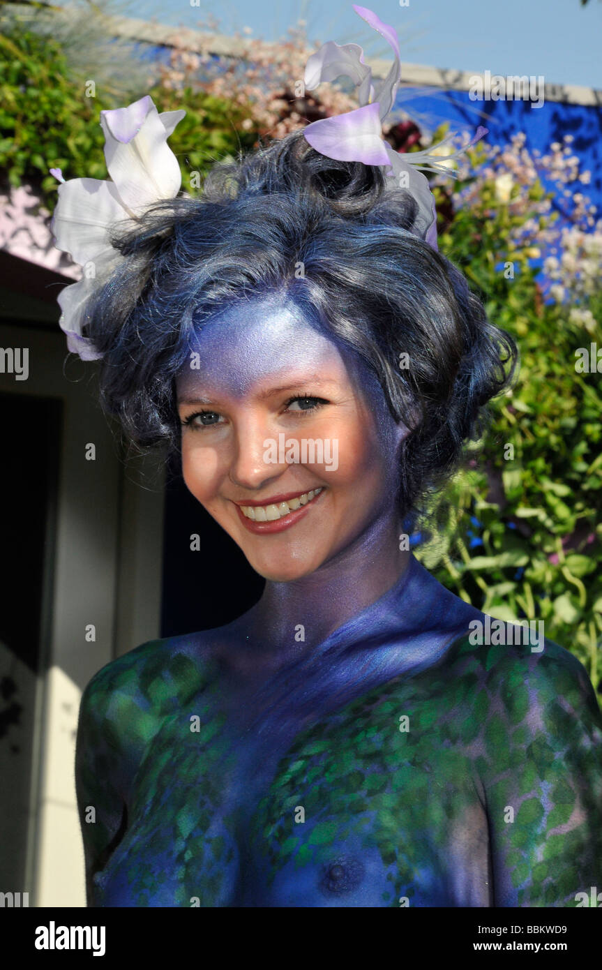 GEMMA RHODES - body painted model at Chelsea Flower Show in May 2008 Stock Photo