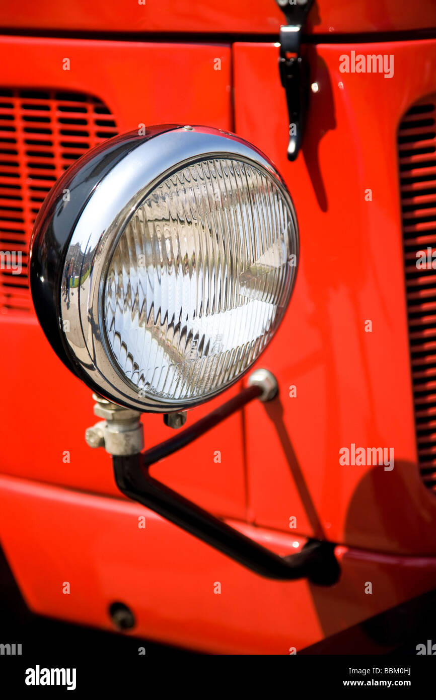 Antique car headlight hi-res stock photography and images - Alamy
