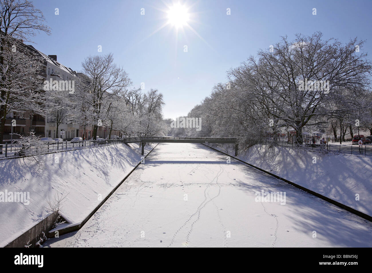 Frozen canal in the Neukoelln district on Kiehlufer and Weichselplatz square, Berlin, Germany, Europe Stock Photo