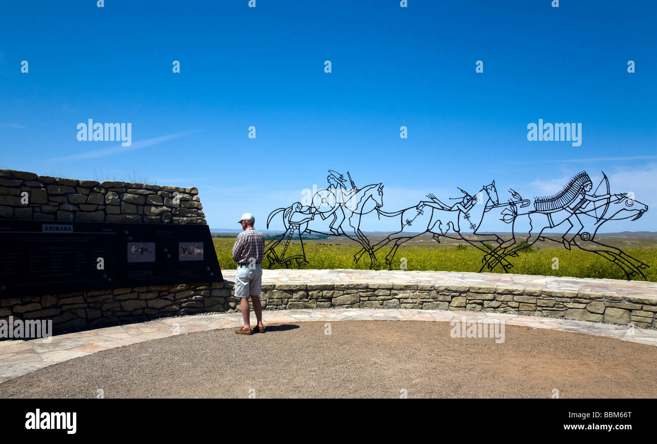 Montana, USA: Visitor views information in the Indian portion of the Little Bighorn Battlefield National Monument. Stock Photo