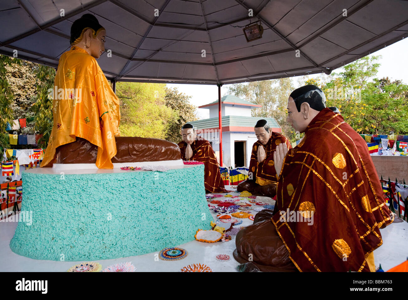 First Sermon Buddhas First Sermon High Resolution Stock Photography and Images - Alamy