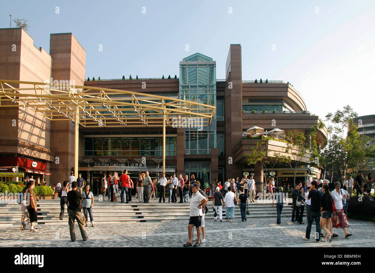 Peak galleria hi-res stock photography and images - Alamy