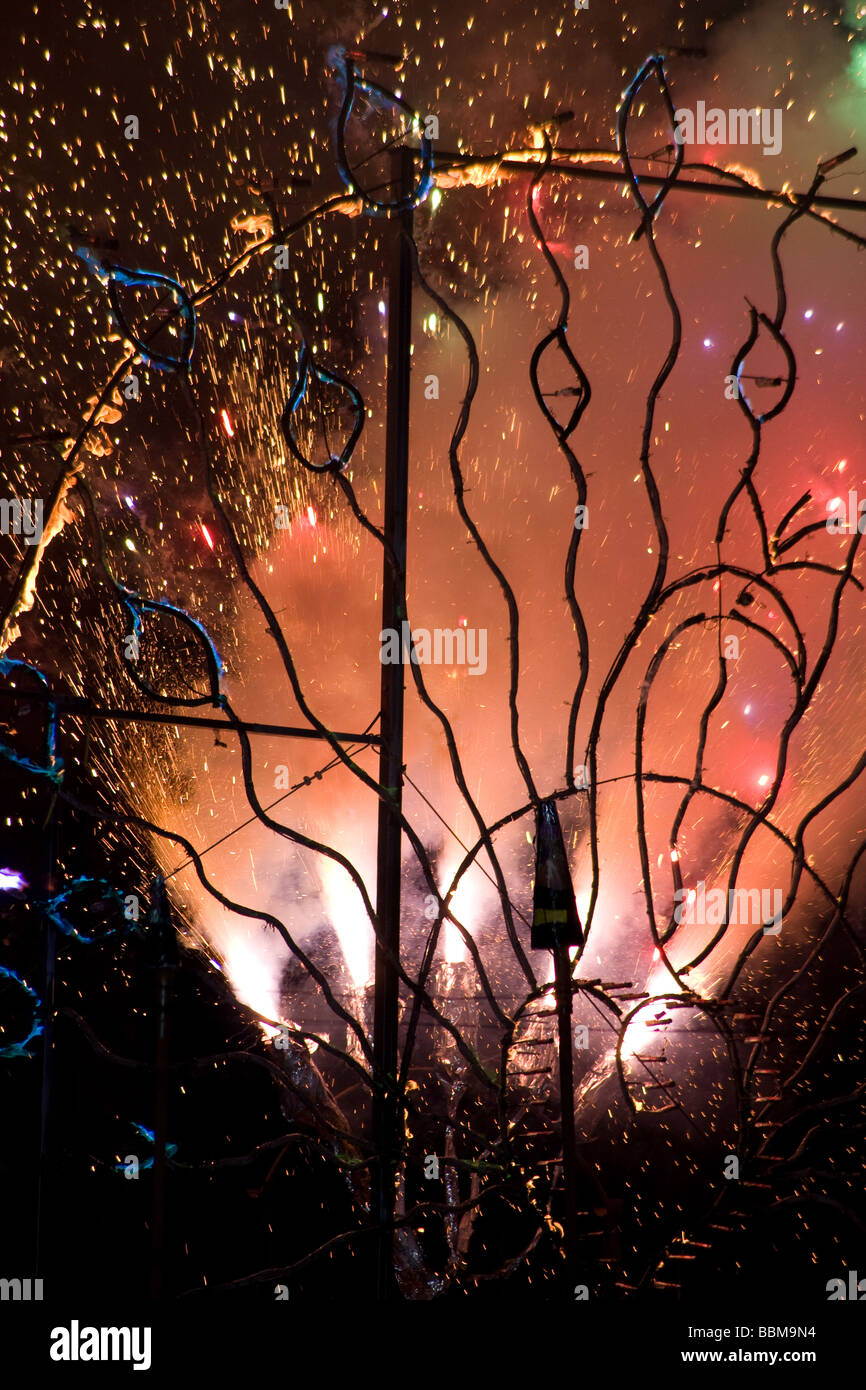 colours colourfull fireworks pyrotechnic display night Medway Fuse