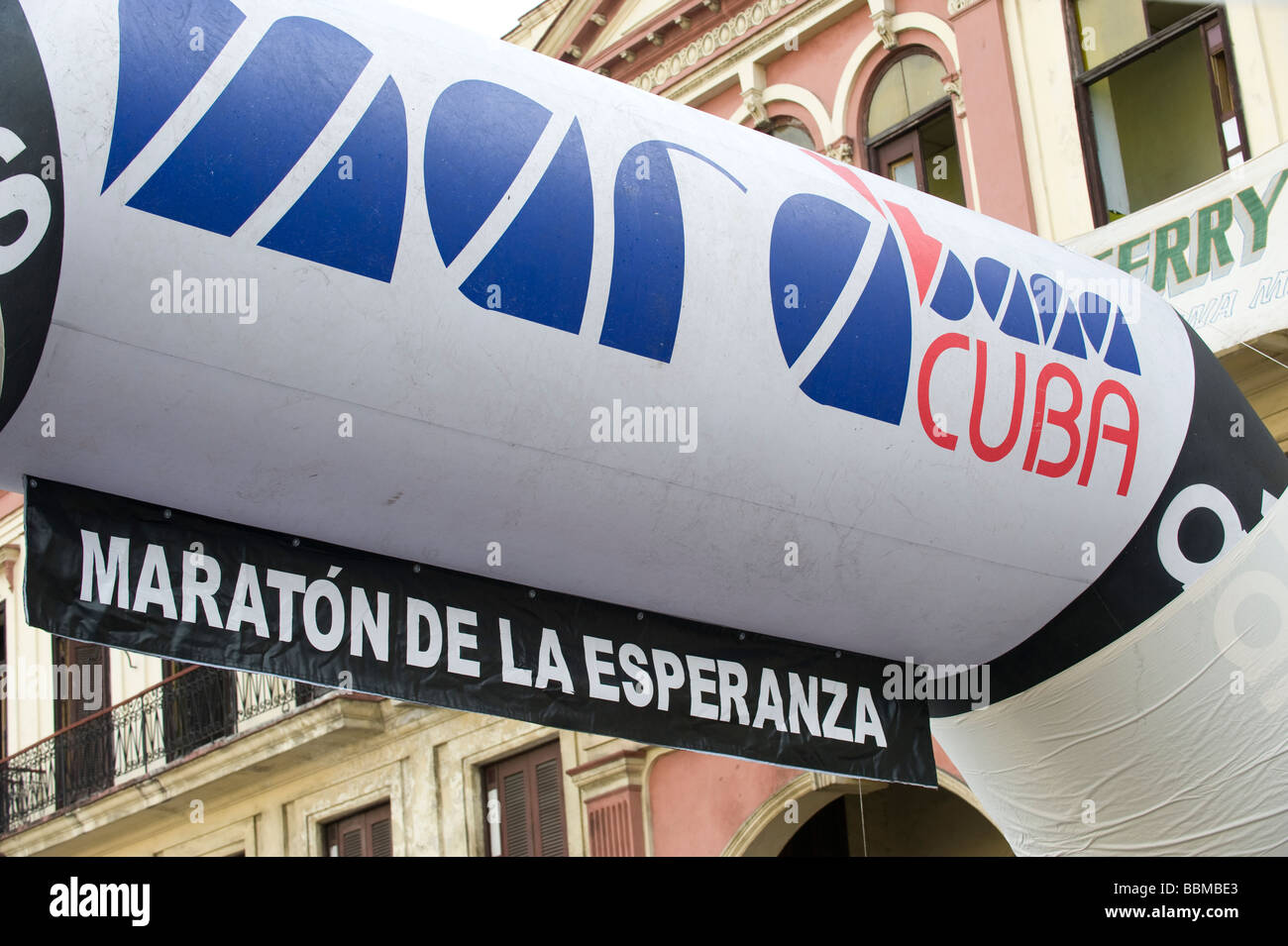 Tube at the star, and finish of the Havana Marathon Stock Photo
