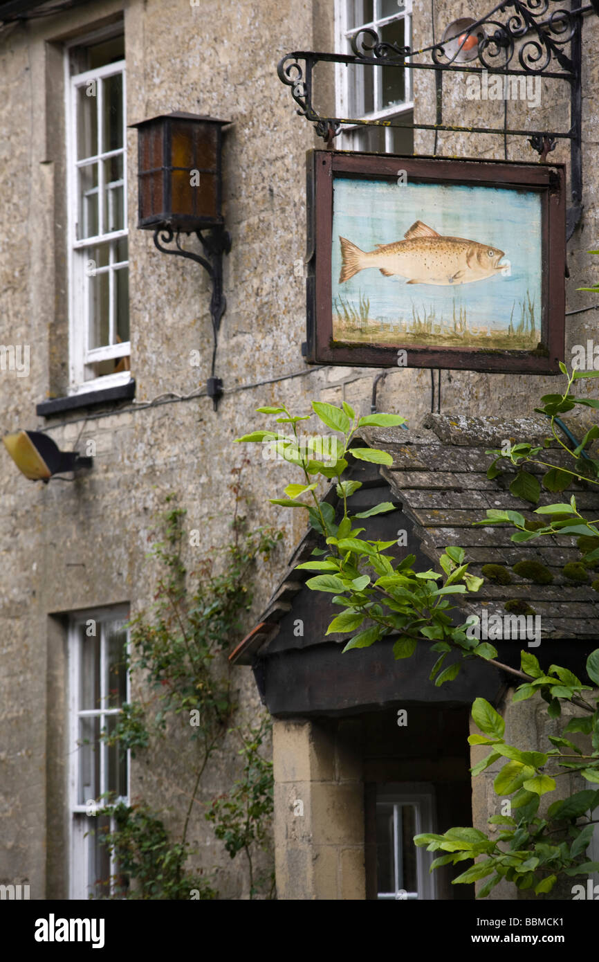 The trout inn, lechlade hires stock photography and images Alamy