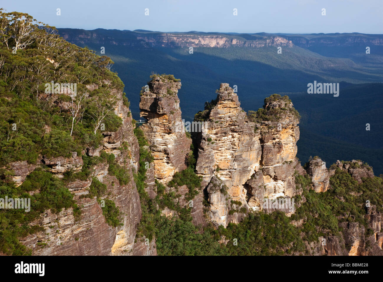 Australia New South Wales. The famous Three Sisters rock formation in the Blue Mountains near Katoomba. Stock Photo