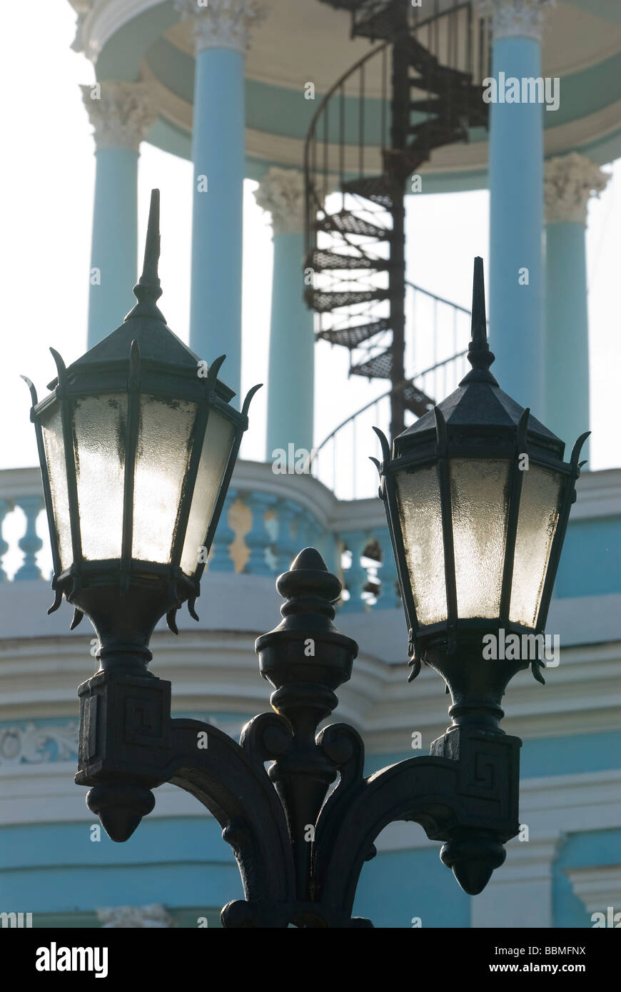 Cuba, Cienfuegos. Street lamps in front of Casa de Cultura Benjamin Duarte, Jose Marti Plaza Stock Photo