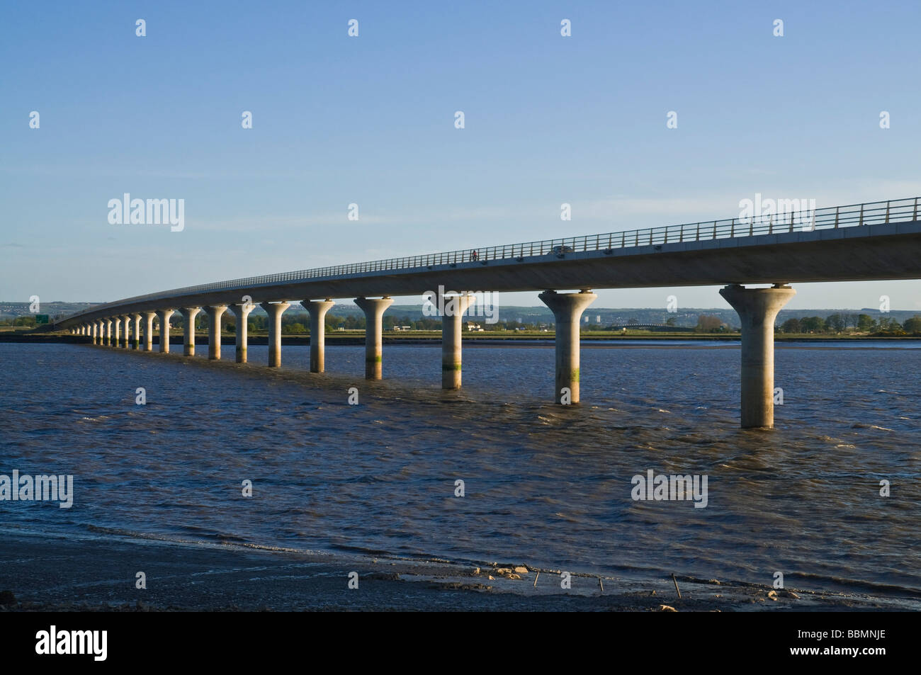 dh Clackmannanshire bridge KINCARDINE FIFE Scottish bridges roadbridge over River Forth A876 scotland road Stock Photo