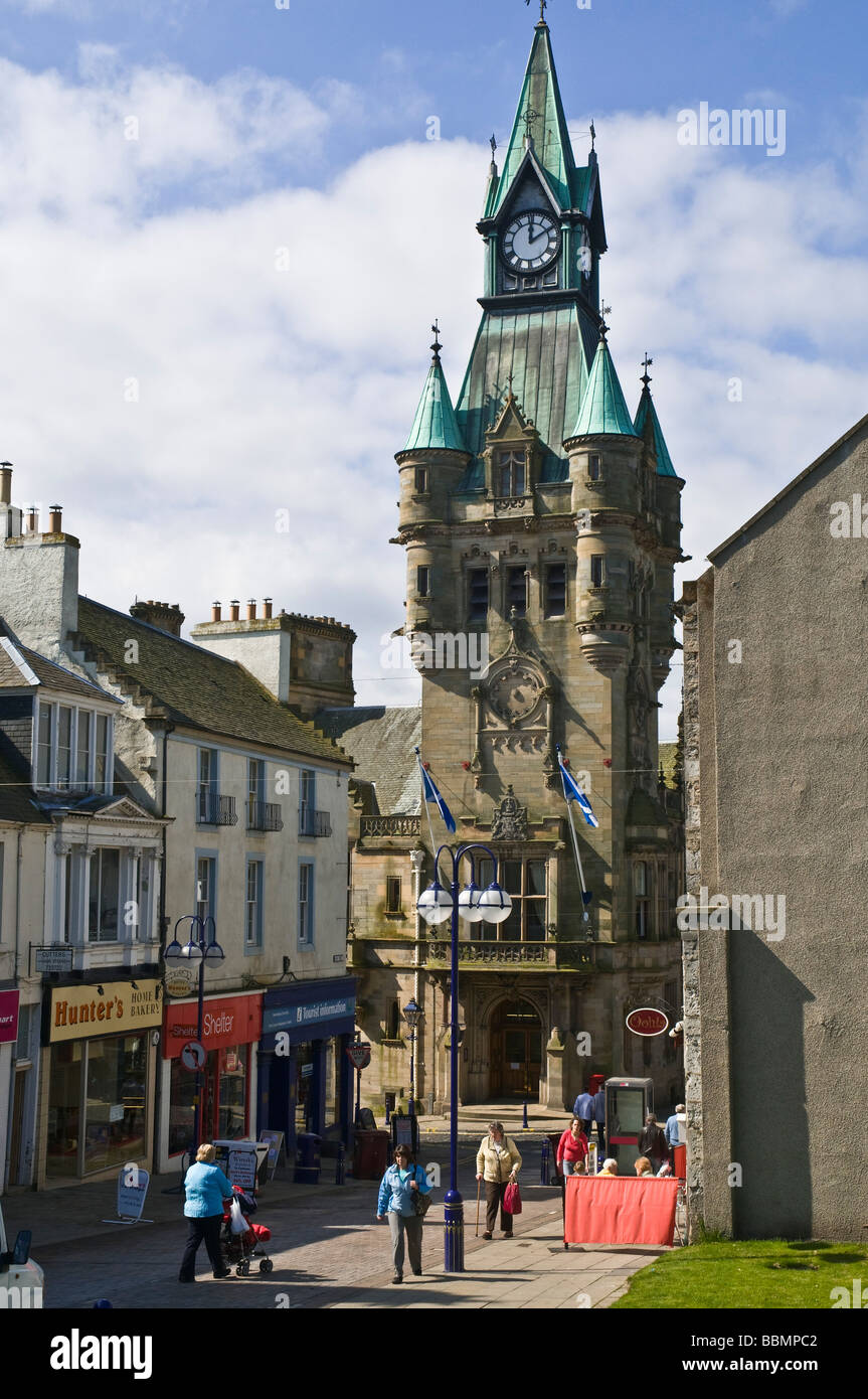 dh  DUNFERMLINE FIFE Scottish Town hall clock tower and people in High Street centre Scotland Stock Photo