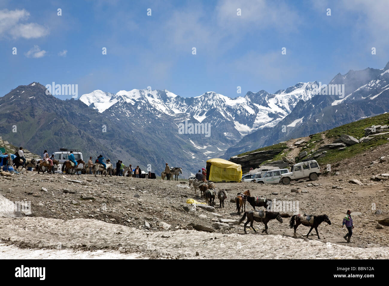 Indian tourists at Rohtang Pass (3978m). Manali-Leh road. Himachal Pradesh. India Stock Photo