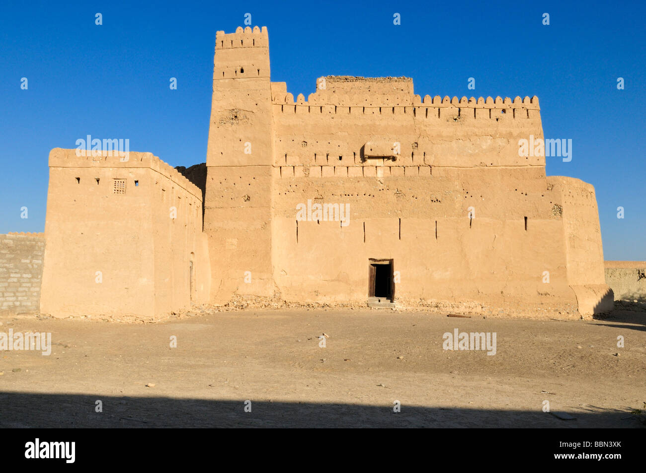 Historic adobe fortification of the Al Hamoda Sheiks, Jaalan Bani Bu Ali Fort or Castle, Sharqiya Region, Sultanate of Oman, Ar Stock Photo