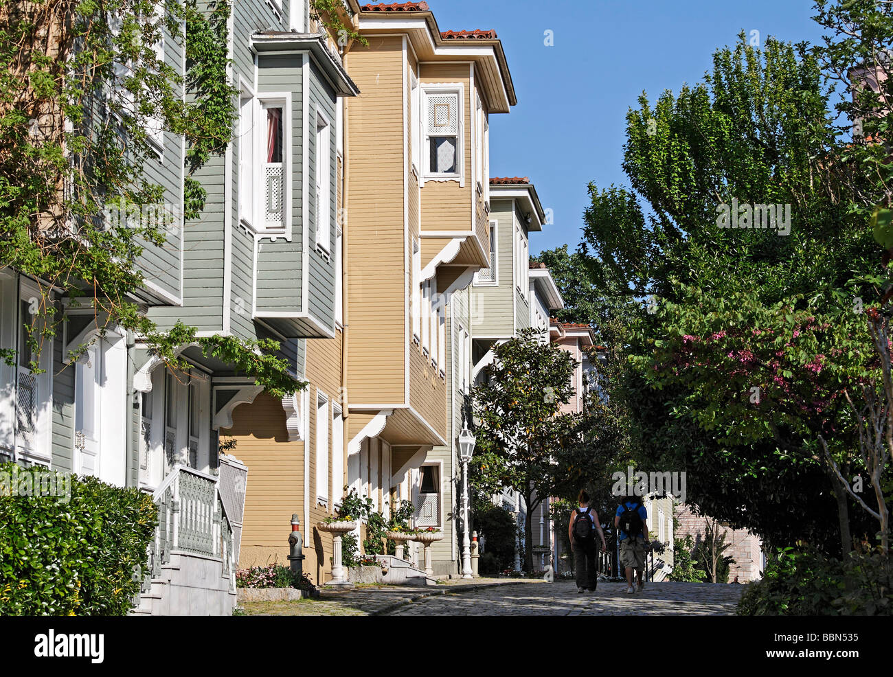 Street with beautifully restored Ottoman wooden houses, Sogukcesme Sokagi, Sultanhamet, Istanbul, Turkey Stock Photo
