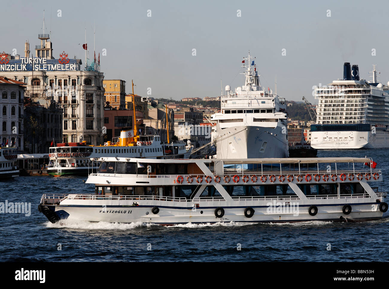 Ship traffic in front of the Karakoey pier, ferry and cruise ships ...