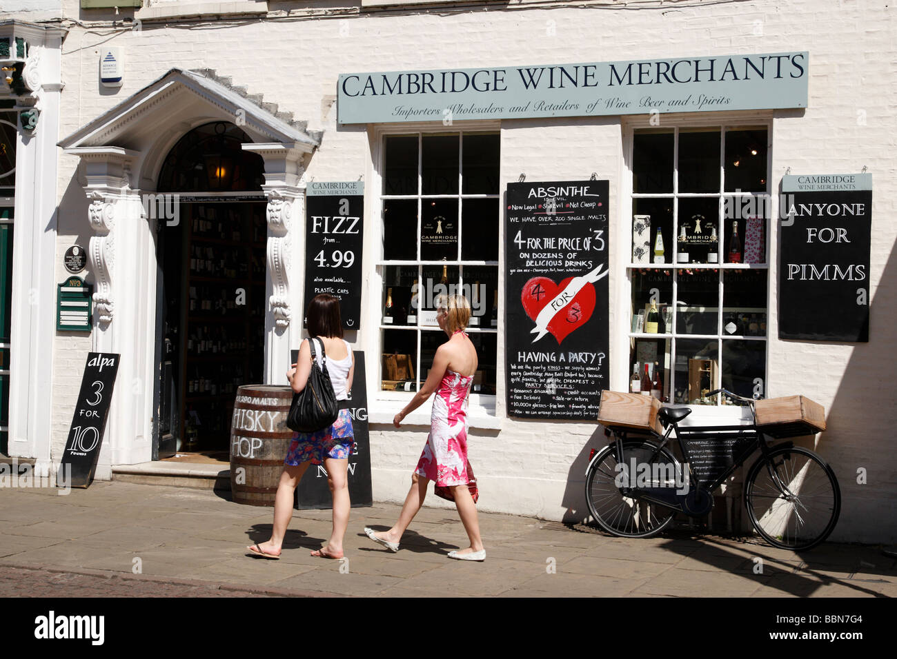 exterior of cambridge wine merchants an independent importer of fine wines on kings parade cambridge uk Stock Photo