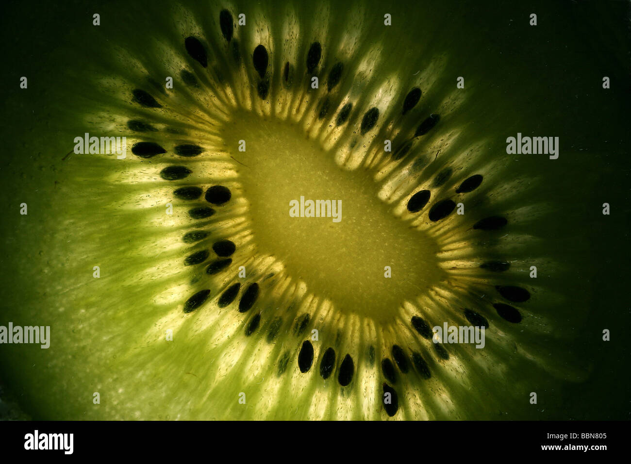 Kiwi slice fruit hires stock photography and images Alamy