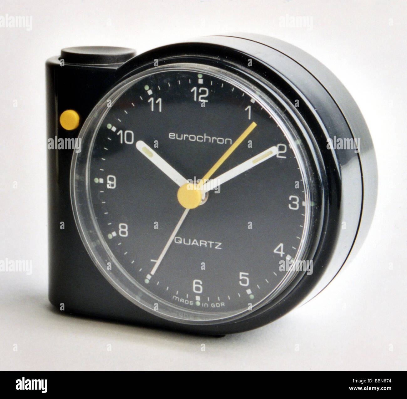clocks, quartz alarm clock EUROCHRON caliber 62, made by VEB Uhrenwerke  Ruhla, Kombinat Mikroelektronik, GDR, 1985, historic, historical, 20th  century, East Germany, DDR, 1980s, 80s, design by Bernd Stegmann Stock  Photo - Alamy