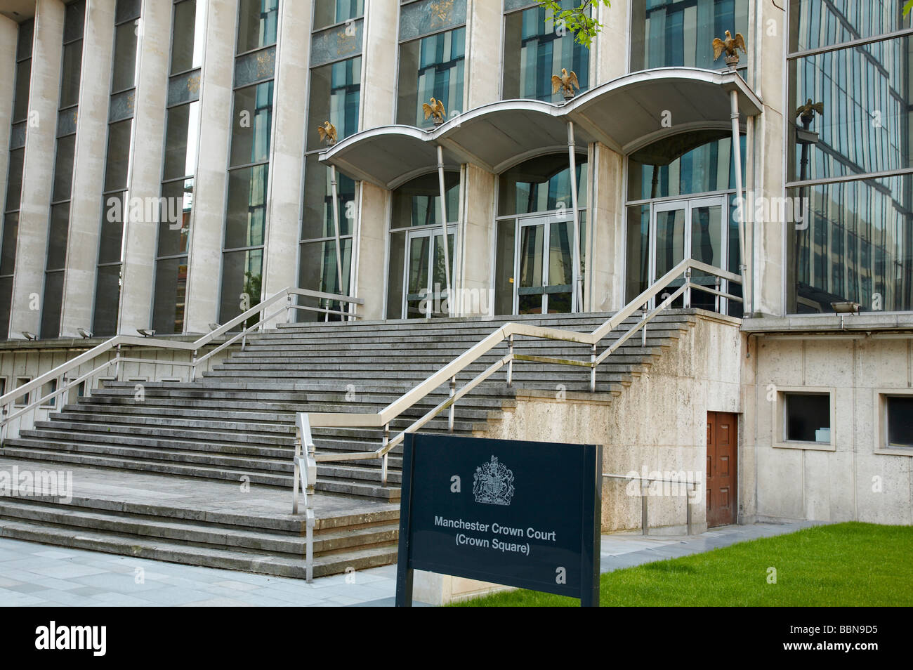 Manchester crown court hi-res stock photography and images - Alamy