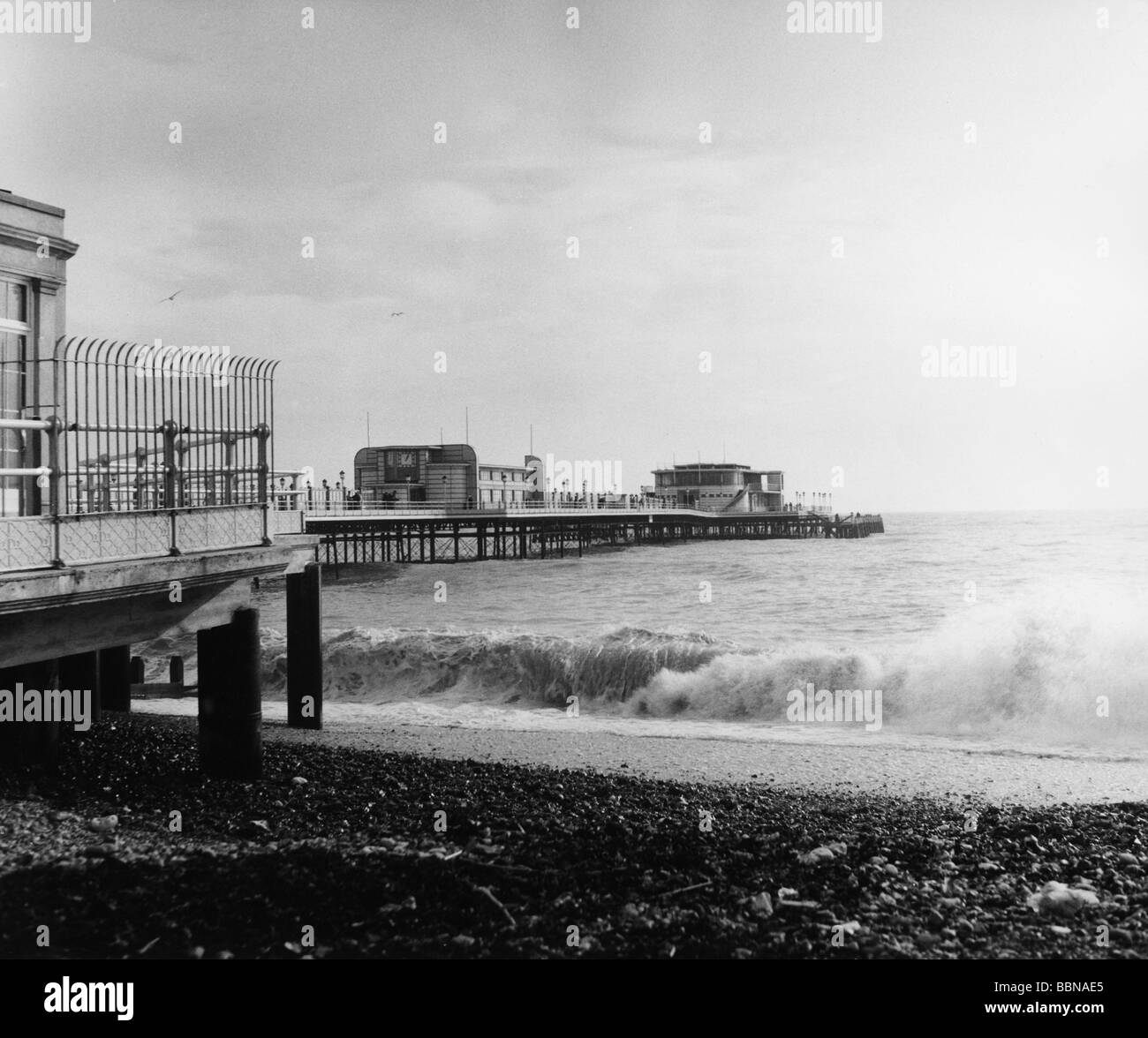 geography / travel, Great Britain, Worthing, pier, exterior view, 1960s, Stock Photo