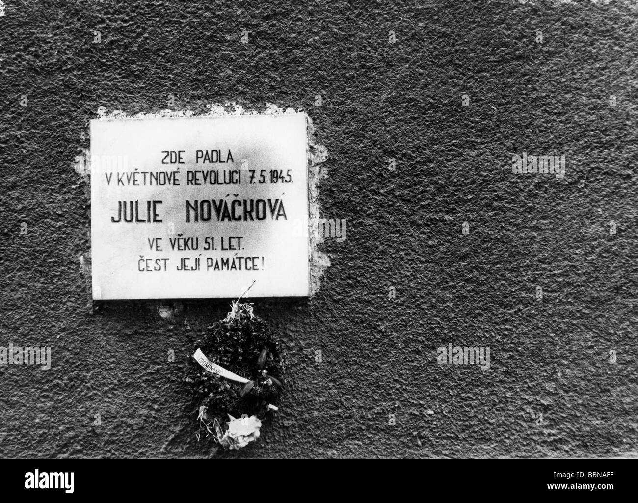 events, Second World War / WWII, Czechoslovakia, Prague Uprising, May 1945, memorial plaque for a 51 year old woman who was killed during the fightings on 7.5.1945, revolt, insurrection, resistance, end of war, victim, victims, 20th century, historic, historical, 1940s, Stock Photo