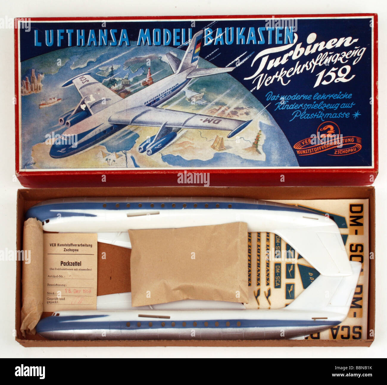 toys, construction sets, typ kit DDR jet plane B 152, made by VEB Kunststoffverarbeitung Zschopau, GDR, 1958, historic, historical, 20th century, DDR, East-Germany, toy, 50s, 1950s, factory design, boxed, box, package, packaging, airplane, Stock Photo