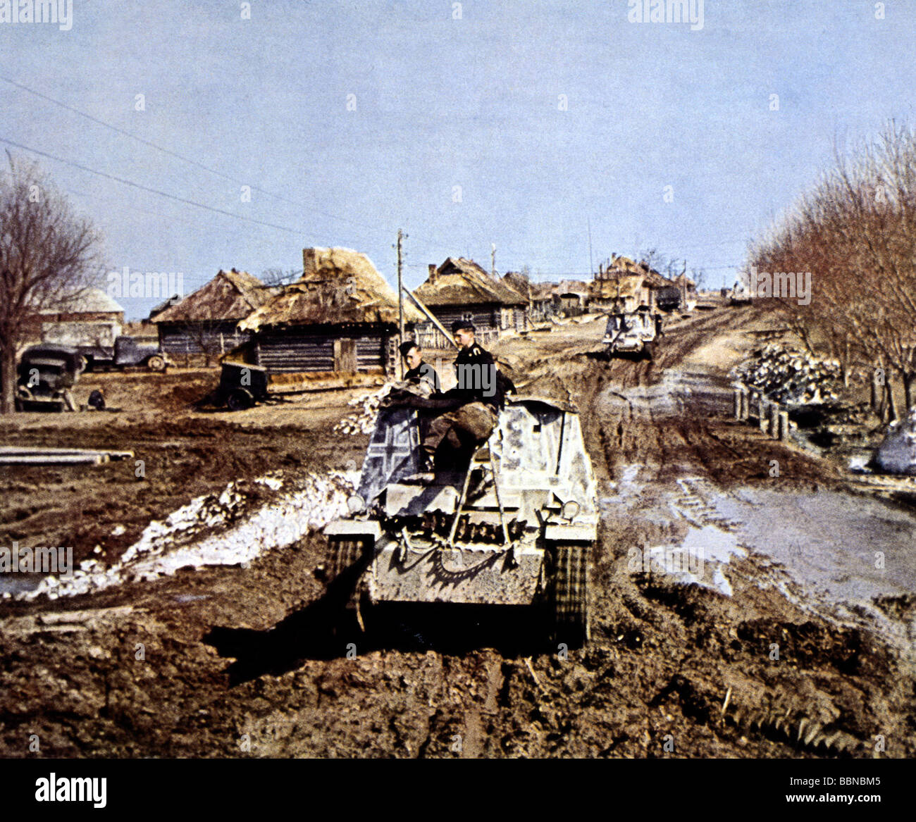 events, Second World War / WWII, Russia 1942 / 1943, German tank destroyers 'Marder II' on a muddy road in a village on the Eastern Front, spring 1943, Stock Photo