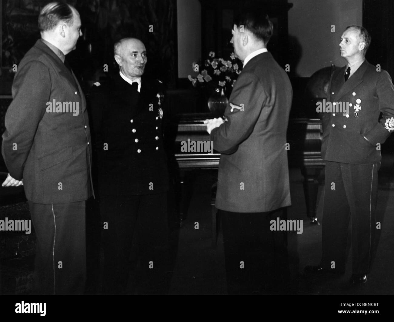 events, Second World War / WWII, politics, France, the French Admiral Francois Darlan visiting Hitler at the Berghof, 11.5.1941, Stock Photo