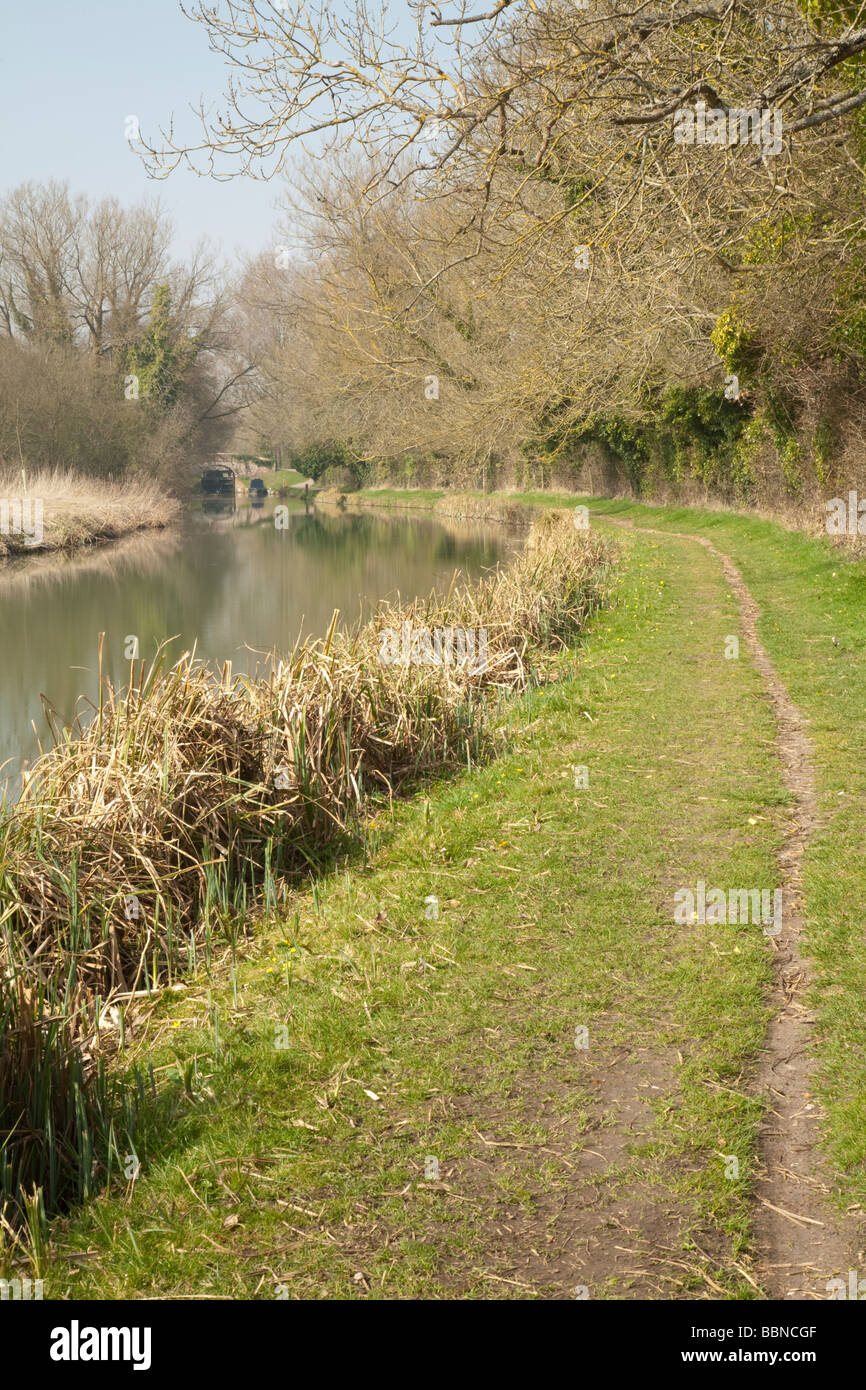 Lock on the Kennet and Avon Canal near Avington between Hungerford and Kintbury Berkshire Uk Stock Photo