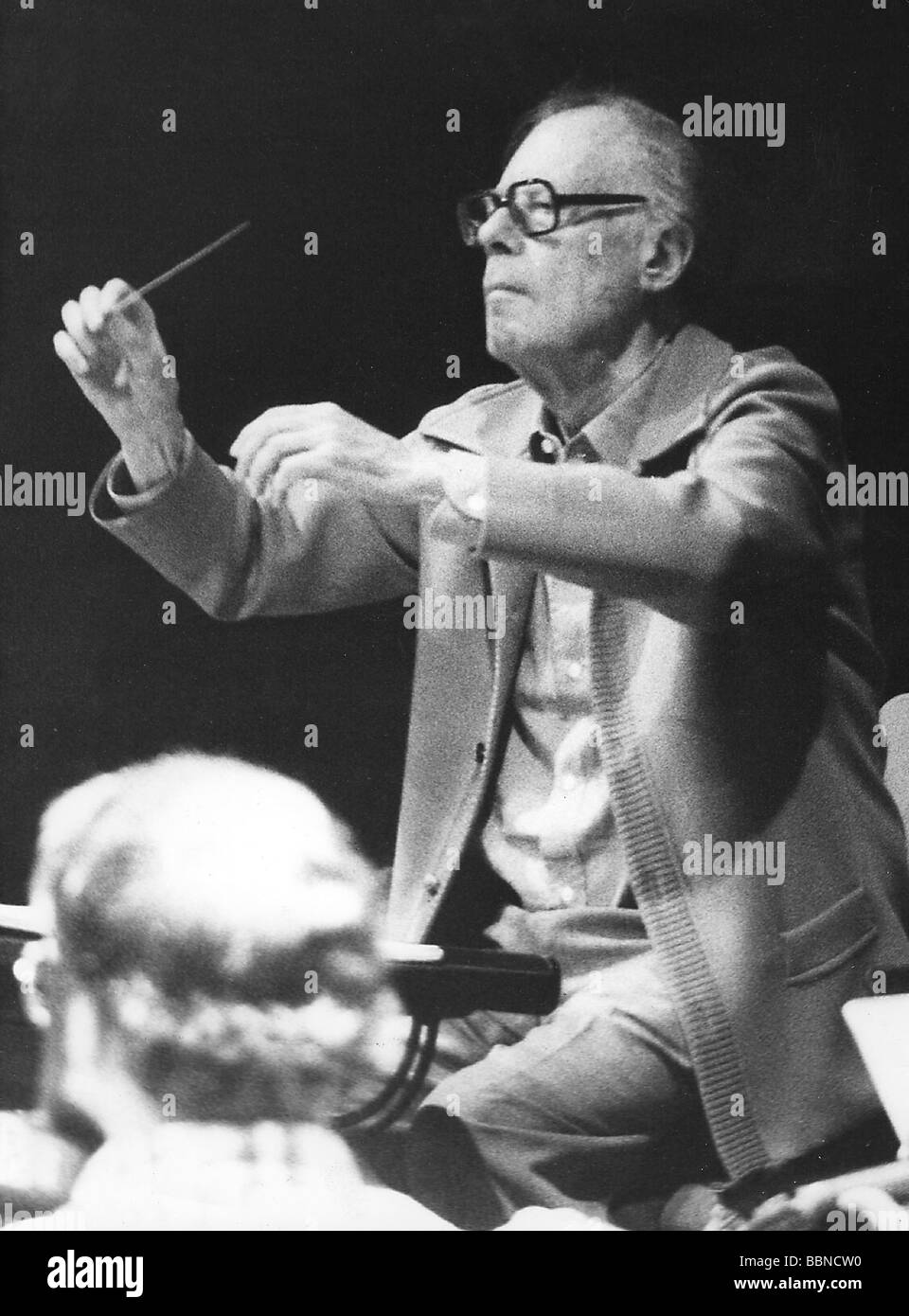 Karl, Böhm 28.8.1894 - 14.8.1981, Austrian condutor, half length, conducting, circa 1970s years, Stock Photo