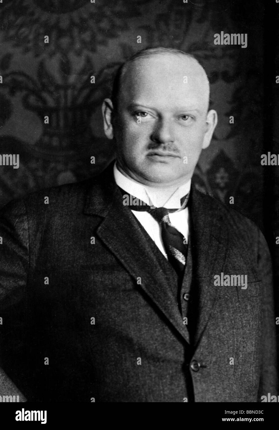 Stresemann, Gustav  10.5.1878 - 3.10.1929, German politician, (DVP), half length, 1920s, Stock Photo