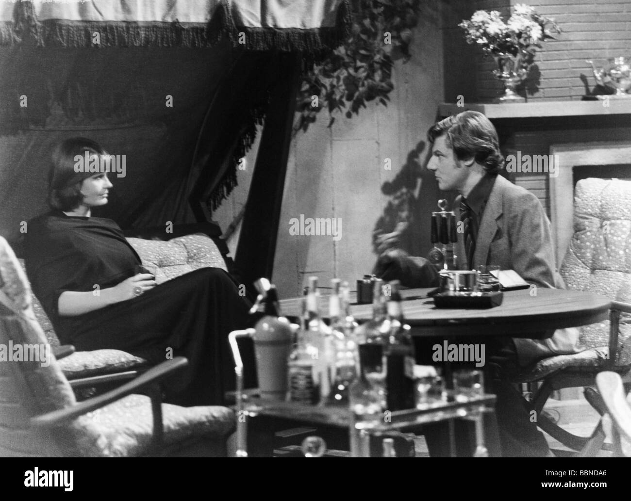 movie, 'Ein Job wie jeder andere', DEU 1977, director: Erich Neureuther, scene with: Johanna Liebeneiner, Herbert Bötticher, Third-Party-Permissions-Neccessary Stock Photo