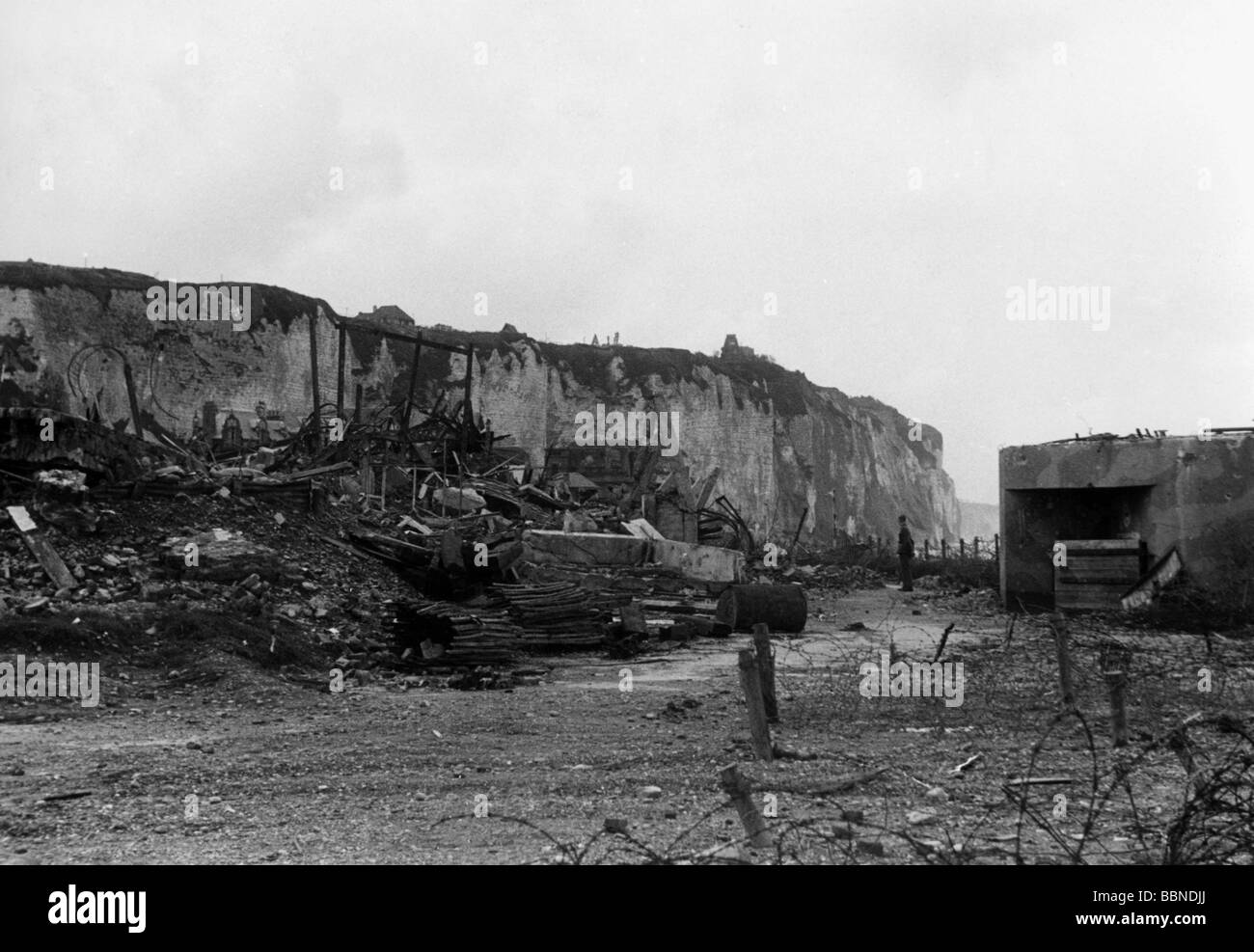 events, Second World War / WWII, France, Dieppe, 19.8.1942, destroyed casino at the beach, Stock Photo