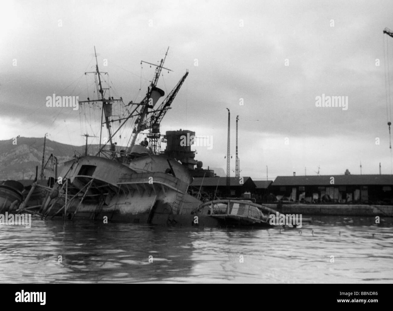 events, Second World War / WWII, France, scuttling of the French fleet in Toulon, 27.11.1942, Stock Photo