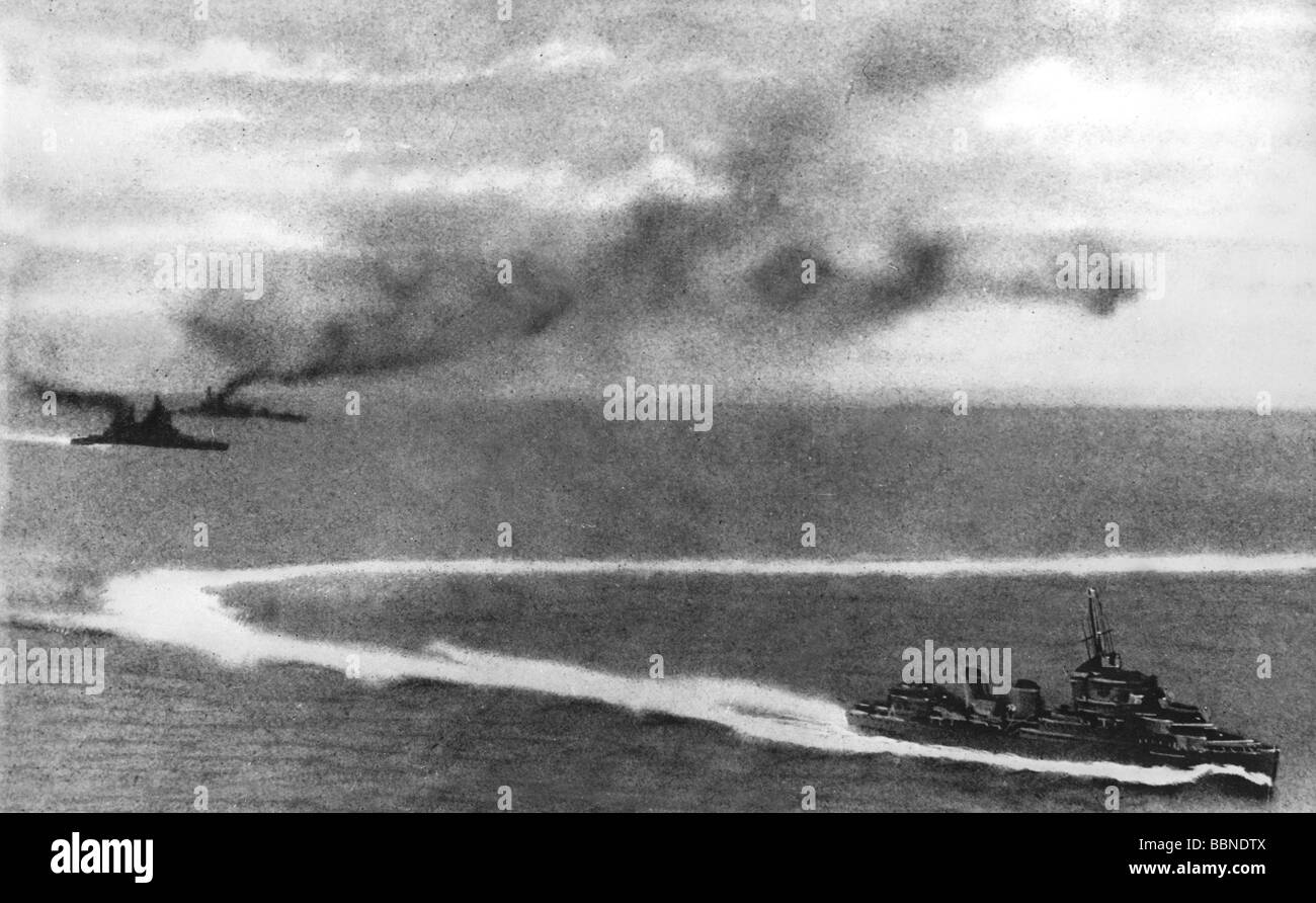 events, Second World War / WWII, naval warfare, British warships 'HMS Repulse' and 'HMS Prince of Wales' (left) shortly before their sinking in the South Chinese Sea, hit by Japanese torpedoes, 10.12.1941, in the foreground an escort destroyer, Stock Photo