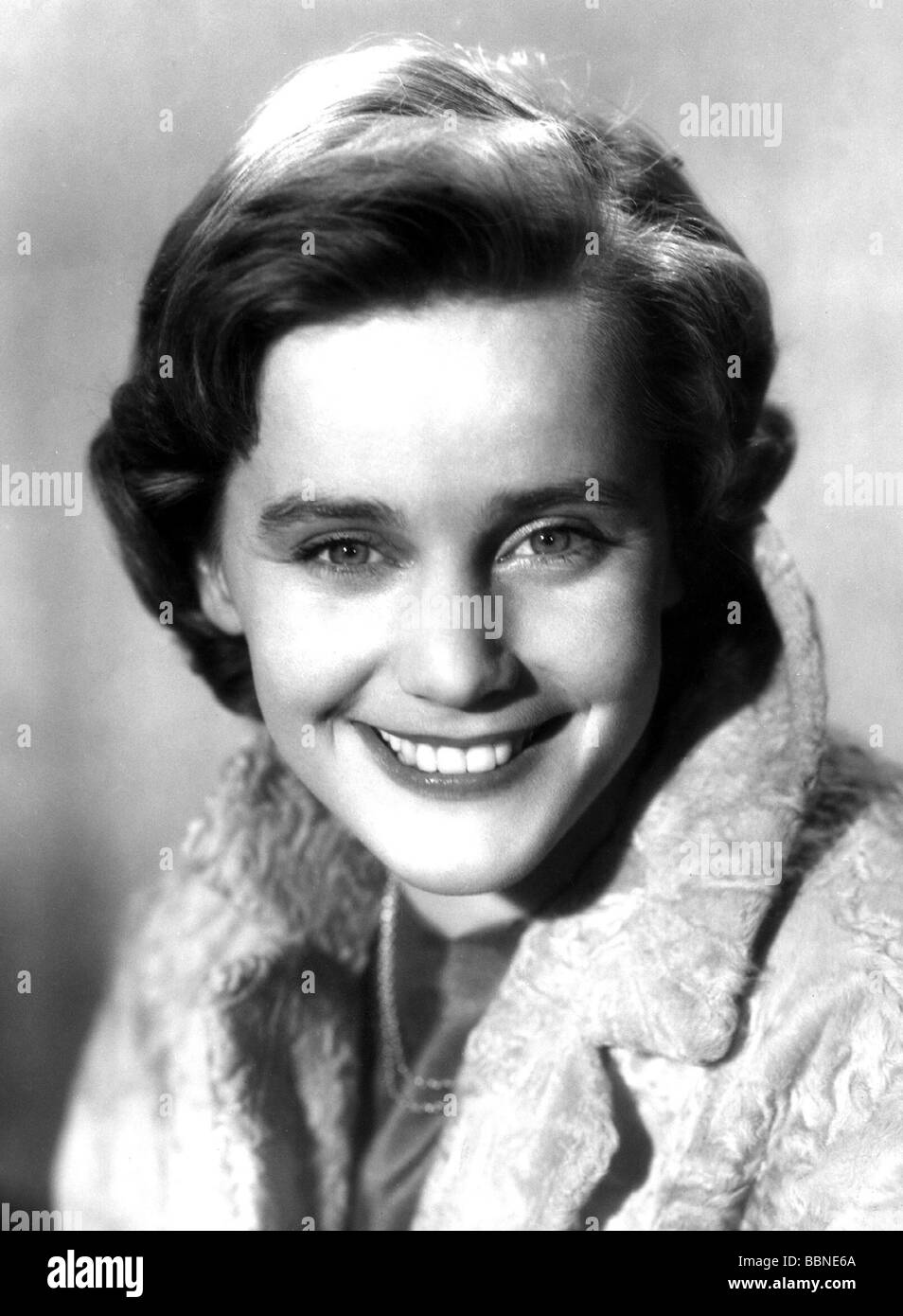 Mackenzie Meehan,Leslie Phillips (born 1924) Porno images Martha Quinn,Doretta Morrow Sue Bond,Holly Aird (born 1969) XXX images Laura Adani (1913?996),Marta Waller