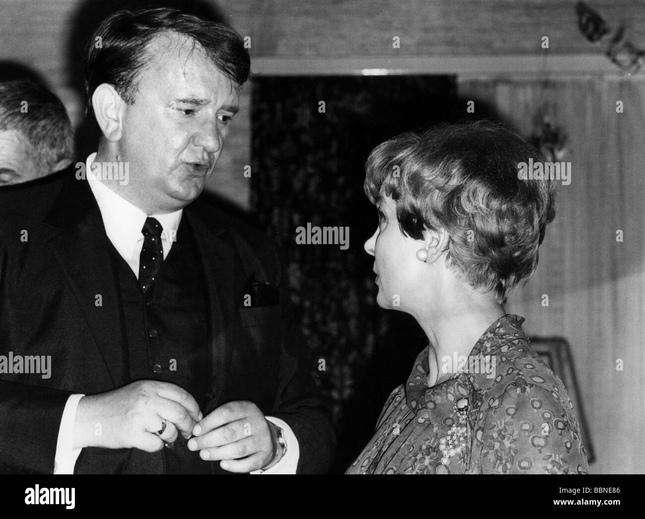 TV series, 'Vorortzug', DEU 1969, scene with: Alexander May, Bruni Löbel, Third-Party-Permissions-Neccessary Stock Photo