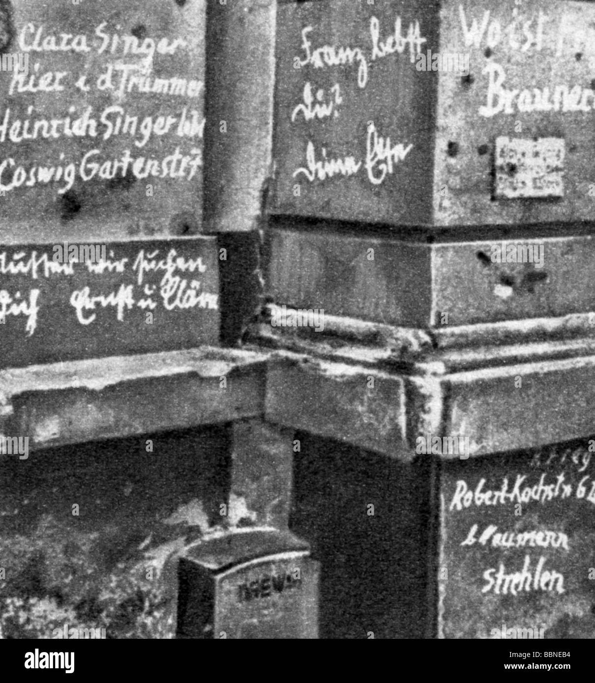 events, Second World War / WWII, aerial warfare, Germany, Dresden, inscriptions on a house after the British bombing raid on 13.2.1945, Stock Photo