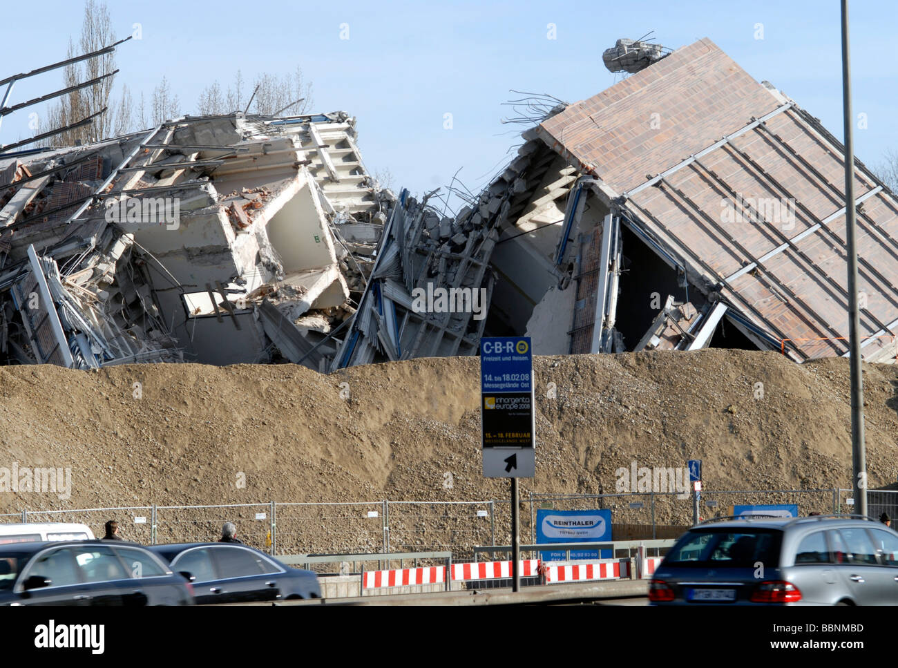 geography / travel, Germany, Munich, detonated AGFA high-rise building ...