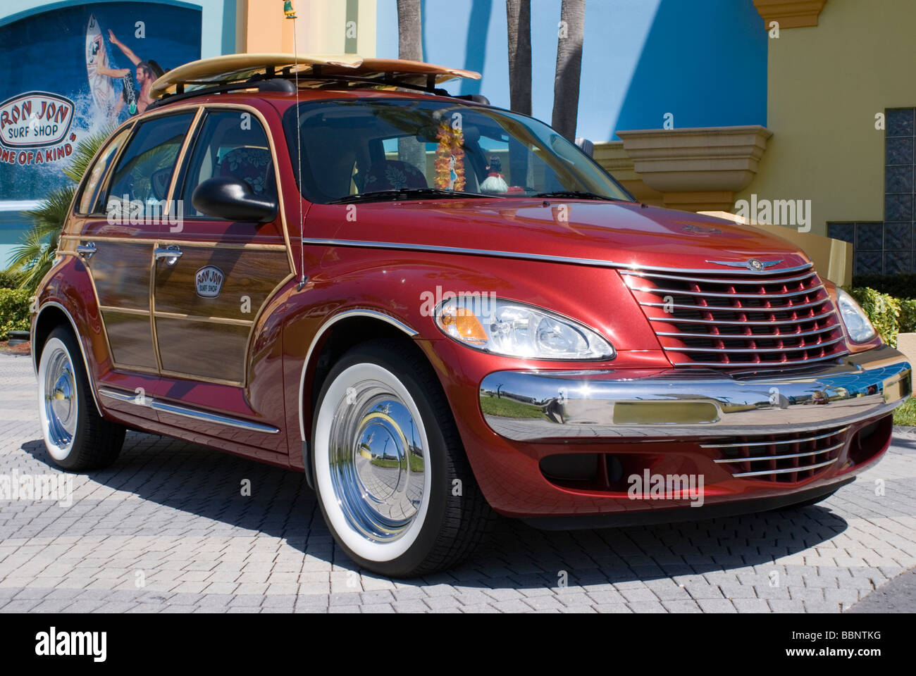 Car at Ron Jon's Surf Shop, Cocoa Beach, Florida Stock Photo Alamy
