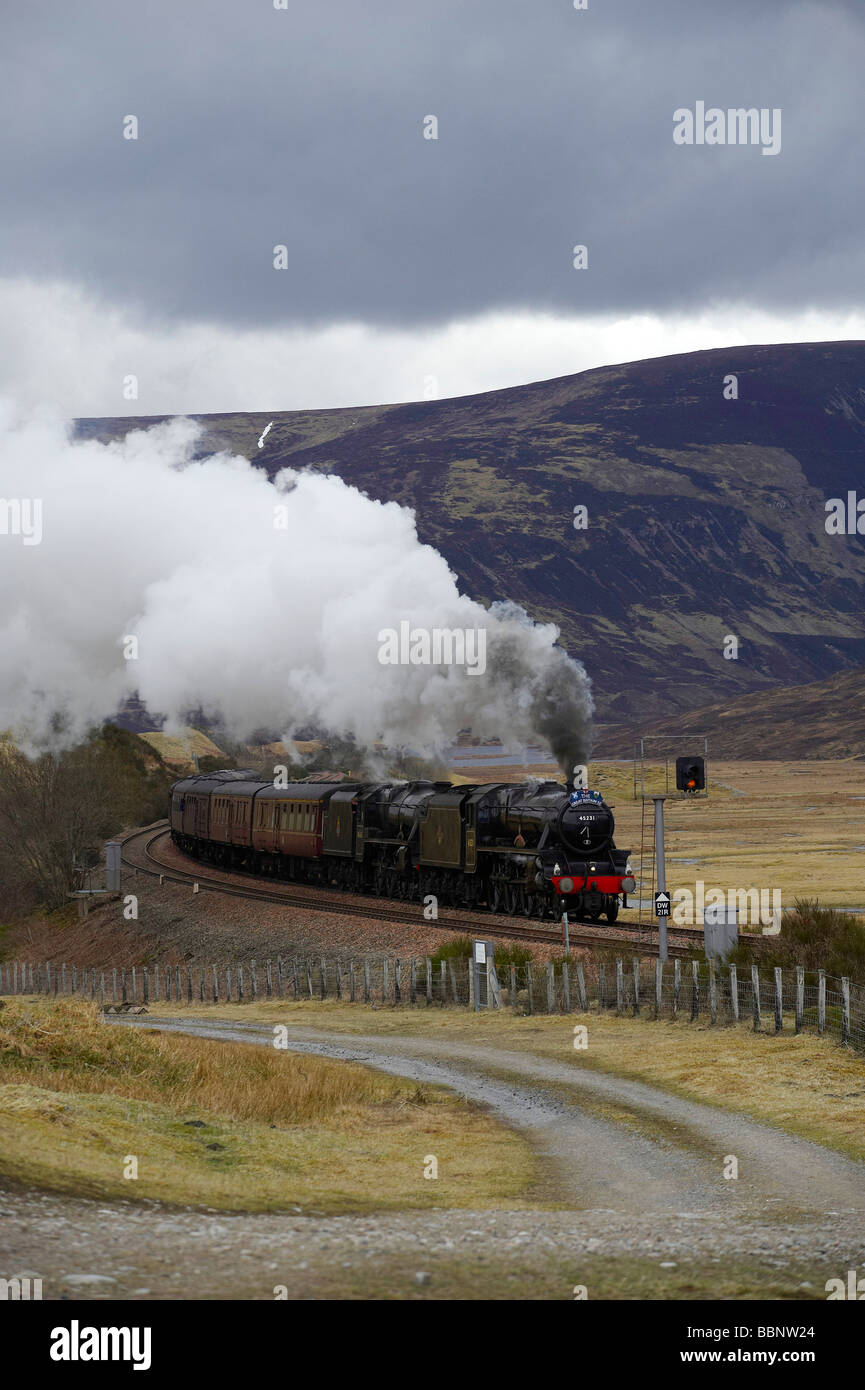 The Great Britain Railtour, between Perth and Inverness, Highland Scotland, steam hauled by two LMS Black 5 Locomotives Stock Photo